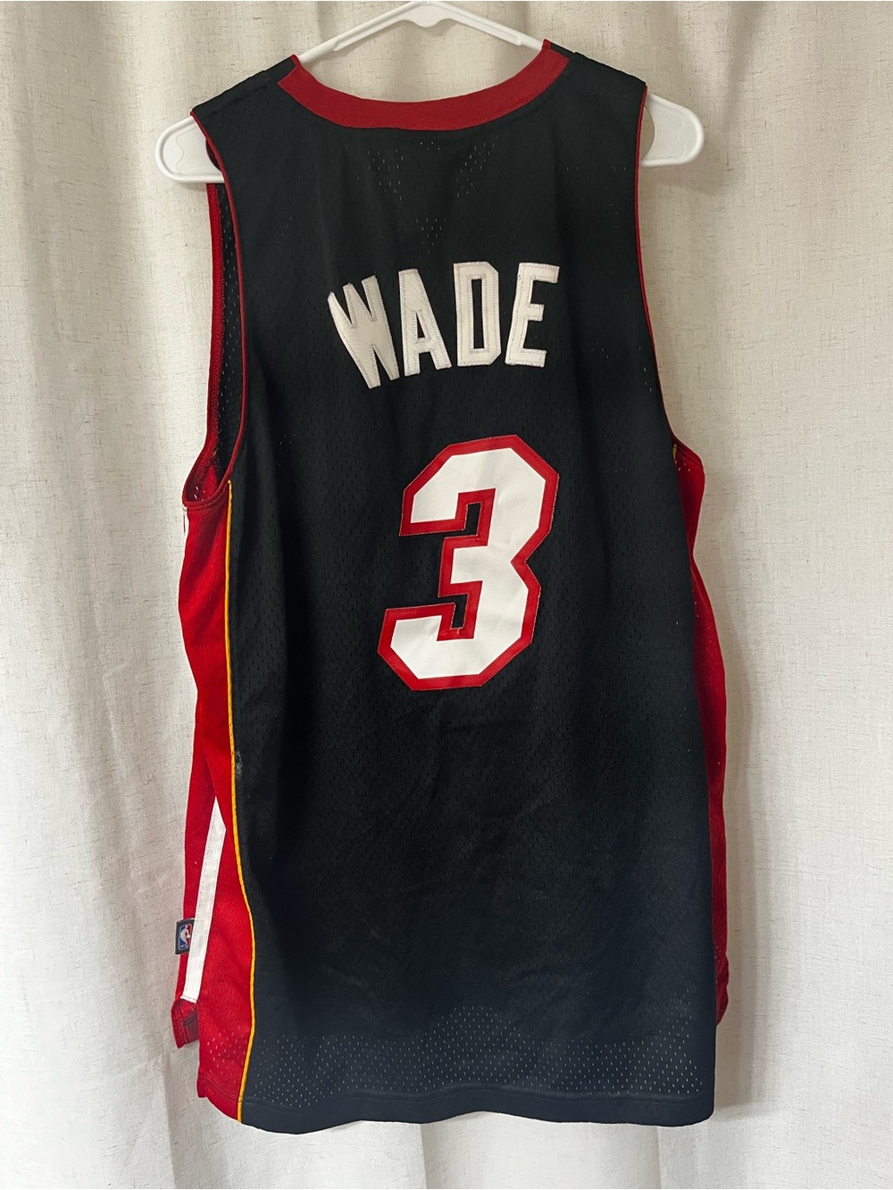 NBA Red, Black & Yellow Basketball Jersey Trim Detail
